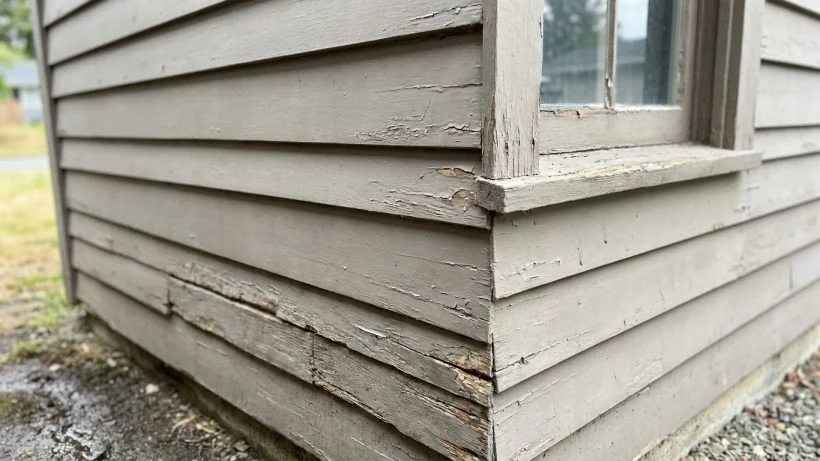 What to inspect before covering wood siding
